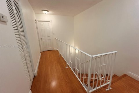 Снять в аренду кондоминиум в Дорал, Флорида 2 спальни, 148.64м2, № 2025112 - фото 10