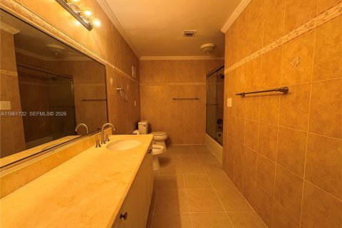 Снять в аренду кондоминиум в Дорал, Флорида 2 спальни, 148.64м2, № 2025112 - фото 18