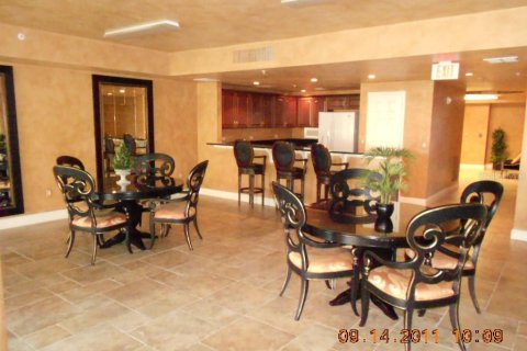 Condominio en alquiler en Daytona Beach, Florida, 3 dormitorios, 183.95 m2 № 1544050 - foto 10