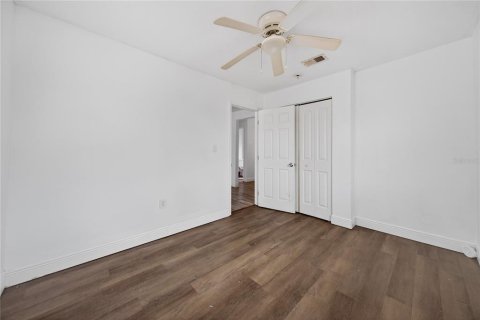 Propiedad comercial en venta en Titusville, Florida, 120.59 m2 № 2122914 - foto 12