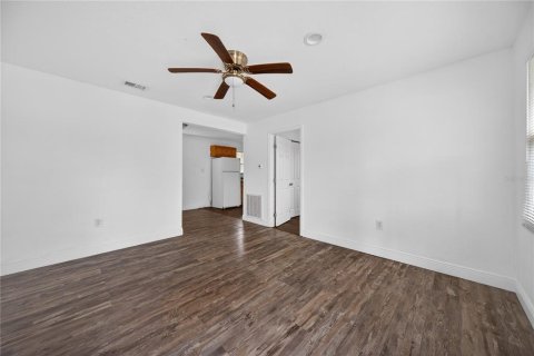 Propiedad comercial en venta en Titusville, Florida, 120.59 m2 № 2122914 - foto 7