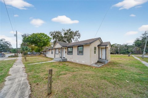 Commercial property in Titusville, Florida 120.59 sq.m. № 2122914