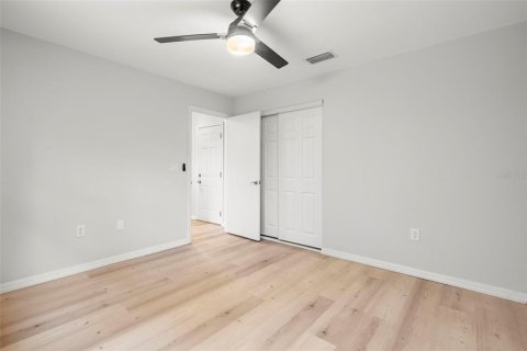 House in Sarasota, Florida 2 bedrooms, 116.13 sq.m. № 1717976 - photo 14