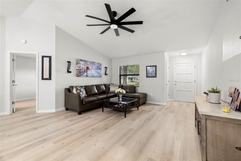 House in Sarasota, Florida 2 bedrooms, 116.13 sq.m. № 1717976 - photo 6