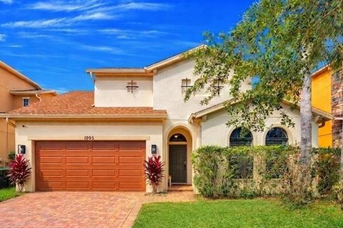Casa en Orlando, Florida 3 dormitorios, 193.24 m2 № 2100413