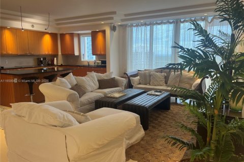 Copropriété à louer à Key Biscayne, Floride: 4 chambres, 332.68 m2 № 1710696 - photo 2