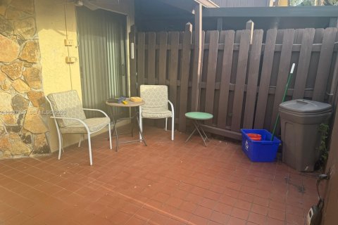 Casa en alquiler en Hollywood, Florida, 2 dormitorios, 113.34 m2 № 2053272 - foto 21