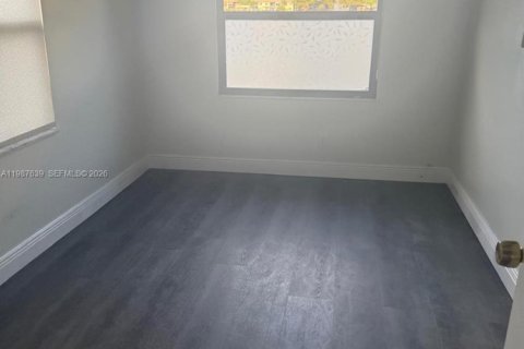 Casa en alquiler en Hollywood, Florida, 2 dormitorios, 113.34 m2 № 2053272 - foto 10