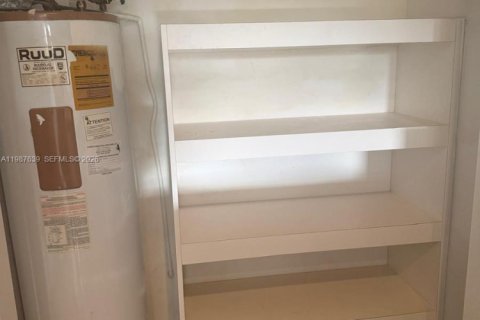 Casa en alquiler en Hollywood, Florida, 2 dormitorios, 113.34 m2 № 2053272 - foto 20