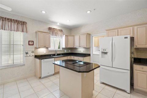 Condo in Sarasota, Florida, 3 bedrooms  № 2149390 - photo 18