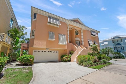 Condo in Sarasota, Florida, 3 bedrooms  № 2149390 - photo 16