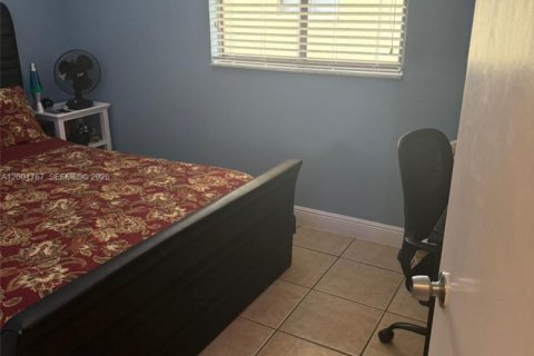 Immobilier commercial à vendre à Cape Coral, Floride № 2170274 - photo 6