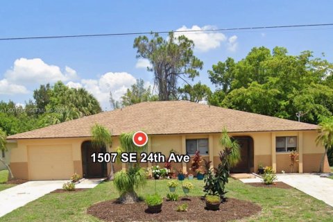 Immobilier commercial à Cape Coral, Floride № 2170274