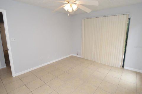 Condo in Tampa, Florida, 1 bedroom  № 2208323 - photo 26