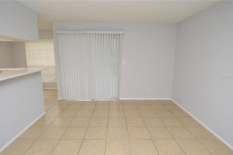 Condo in Tampa, Florida, 1 bedroom  № 2208323 - photo 15