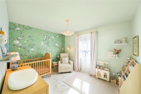 House in Miami, Florida 3 bedrooms, 193.79 sq.m. № 1948051 - photo 17