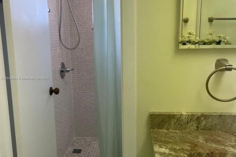 Купить кондоминиум в Маргит, Флорида 1 спальня, 66.89м2, № 1985039 - фото 11