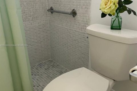 Купить кондоминиум в Маргит, Флорида 1 спальня, 66.89м2, № 1985039 - фото 13