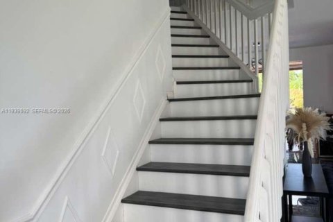 Villa ou maison à louer à Stuart, Floride: 5 chambres, 267.47 m2 № 1997645 - photo 10