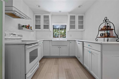 Condominio en venta en Bradenton, Florida, 2 dormitorios, 102.66 m2 № 1782320 - foto 11