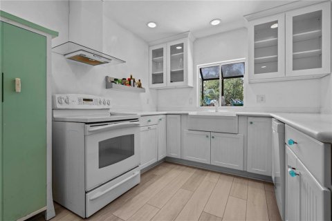 Condominio en venta en Bradenton, Florida, 2 dormitorios, 102.66 m2 № 1782320 - foto 13