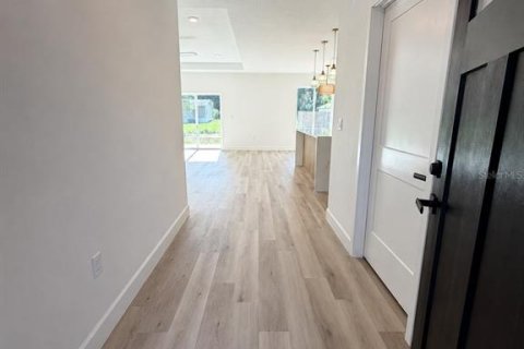 Casa en venta en Summerfield, Florida, 4 dormitorios, 173.08 m2 № 2216652 - foto 3