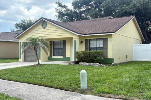 House in Oviedo, Florida 3 bedrooms, 105.26 sq.m. № 2199100 - photo 2
