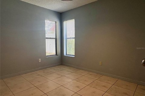 House in Oviedo, Florida 3 bedrooms, 105.26 sq.m. № 2199100 - photo 17