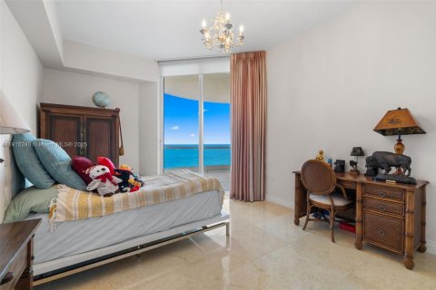 Condominio en venta en Sunny Isles Beach, Florida, 2 dormitorios, 208.57 m2 № 1971058 - foto 13