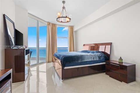 Condominio en venta en Sunny Isles Beach, Florida, 2 dormitorios, 208.57 m2 № 1971058 - foto 8