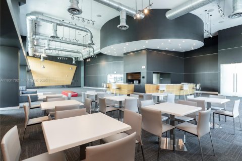 Copropriété à louer à Aventura, Floride: 73.86 m2 № 1990542 - photo 17