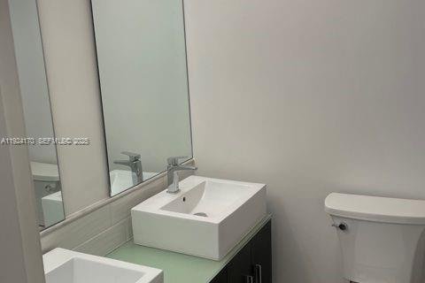 Condominio en alquiler en Doral, Florida, 2 dormitorios, 98.48 m2 № 2054213 - foto 13