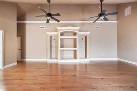 Casa en venta en Archer, Florida, 6 dormitorios, 397.9 m2 № 1917912 - foto 23