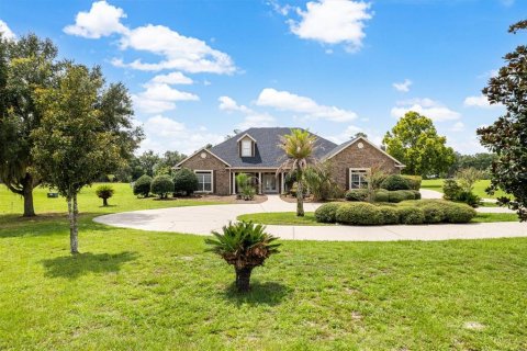 Casa en venta en Archer, Florida, 6 dormitorios, 397.9 m2 № 1917912 - foto 1