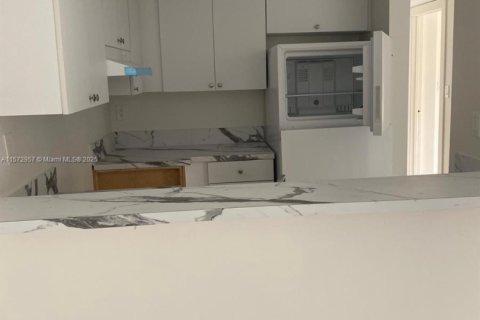 Appartement à louer à Miami, Floride: 2 chambres № 1860281 - photo 4