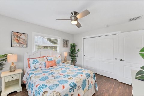 House in Bradenton, Florida 3 bedrooms, 139.73 sq.m. № 1773995 - photo 24
