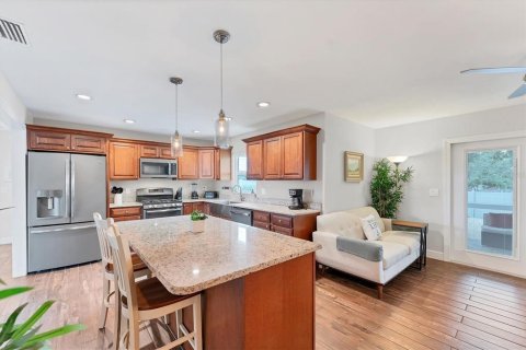 House in Bradenton, Florida 3 bedrooms, 139.73 sq.m. № 1773995 - photo 13