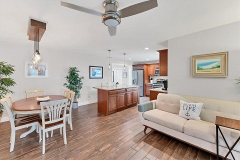 House in Bradenton, Florida 3 bedrooms, 139.73 sq.m. № 1773995 - photo 17