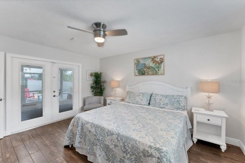 House in Bradenton, Florida 3 bedrooms, 139.73 sq.m. № 1773995 - photo 20