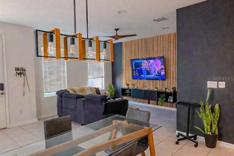 Townhouse in TOHOQUA in Kissimmee, Florida 3 bedrooms, 150.5 sq.m. № 2200547 - photo 3