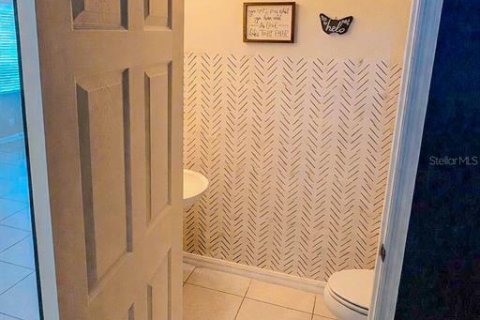 Townhouse in TOHOQUA in Kissimmee, Florida 3 bedrooms, 150.5 sq.m. № 2200547 - photo 15