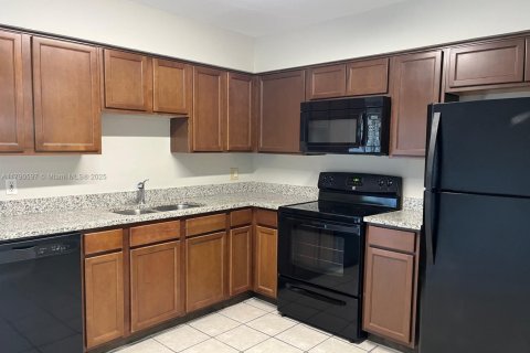 Condo in Orlando, Florida, 1 bedroom  № 1731460 - photo 3