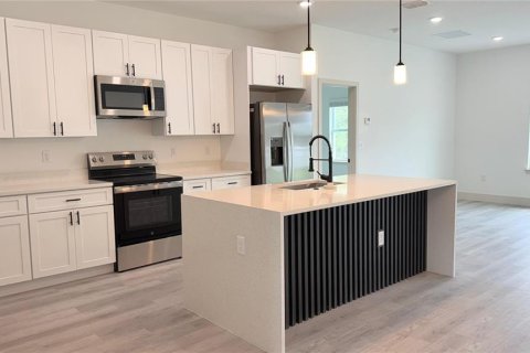 Casa en venta en Ocala, Florida, 4 dormitorios, 175.68 m2 № 1914966 - foto 5