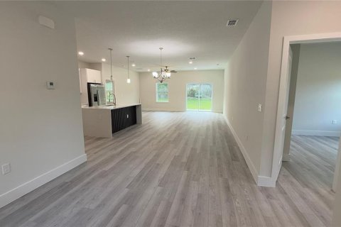 Casa en venta en Ocala, Florida, 4 dormitorios, 175.68 m2 № 1914966 - foto 3