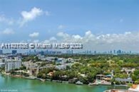 Condominio en alquiler en Miami Beach, Florida, 1 dormitorio, 99.87 m2 № 1858474 - foto 15
