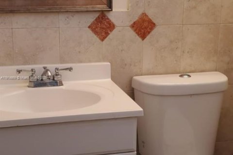 Снять в аренду кондоминиум в Холливуд, Флорида 1 спальня, 69.96м2, № 1974458 - фото 6