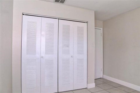 Condo in Orlando, Florida, 2 bedrooms  № 1880614 - photo 15
