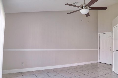 Condo in Orlando, Florida, 2 bedrooms  № 1880614 - photo 4
