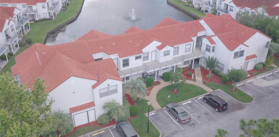 Condo in Orlando, Florida, 2 bedrooms  № 1880614