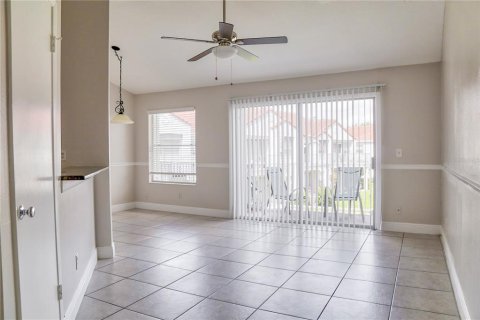 Condo in Orlando, Florida, 2 bedrooms  № 1880614 - photo 3